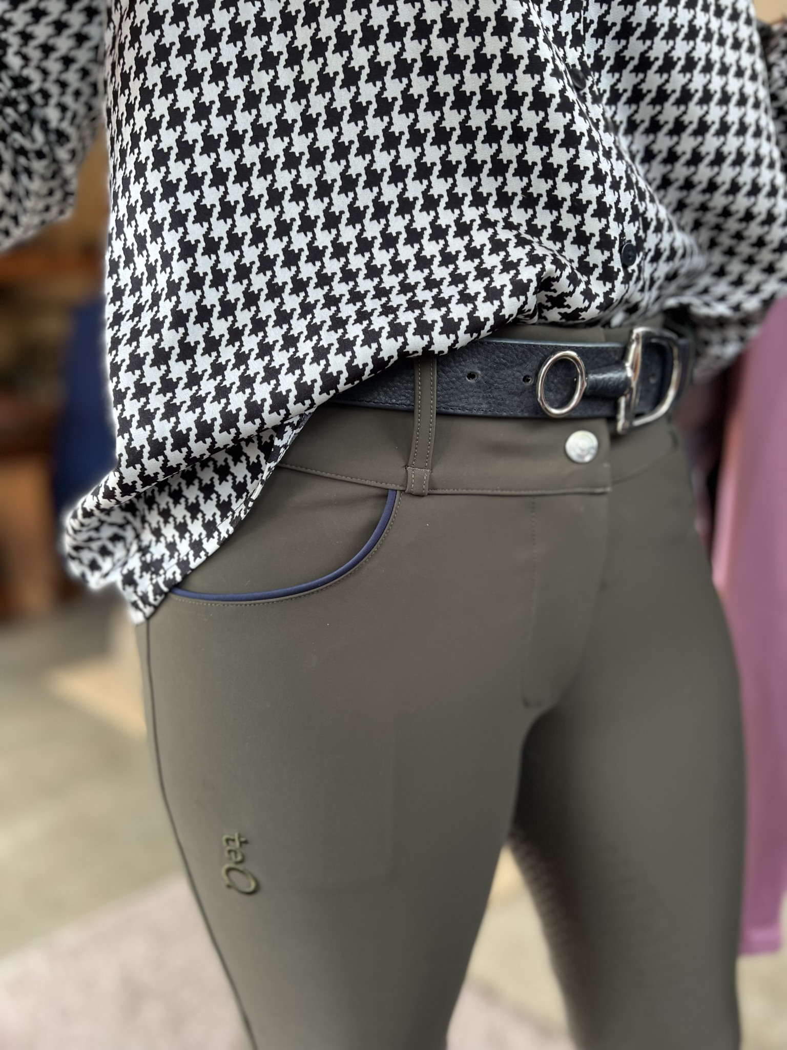 Olive Fleur Breech