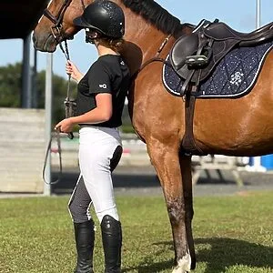 Black teQfit tshirt and george breech